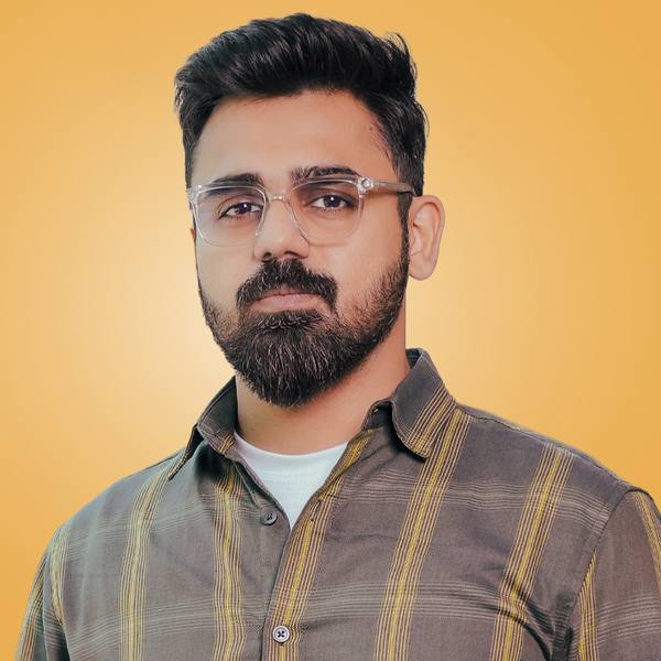 Syed Faryab Shah, photographer and filmmaker based in Abu Dhabi, UAE